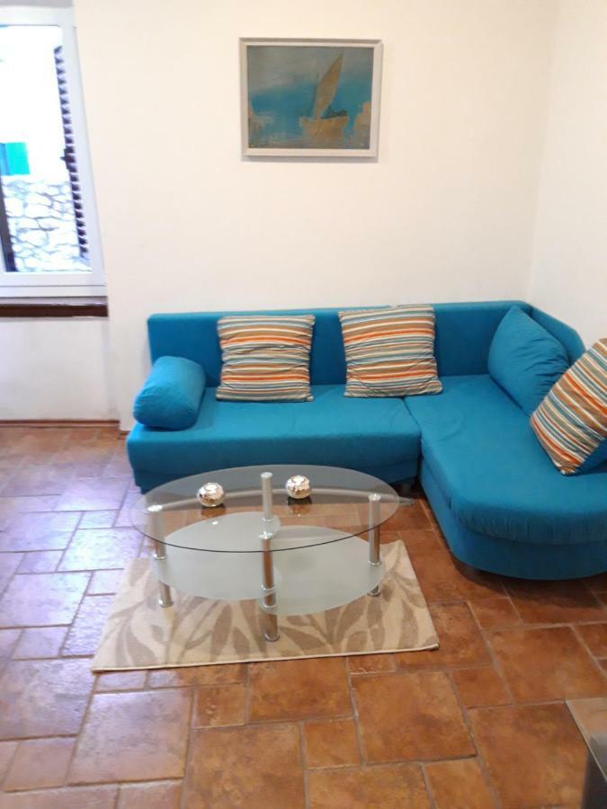 Apartment Porat 로비니 외부 사진